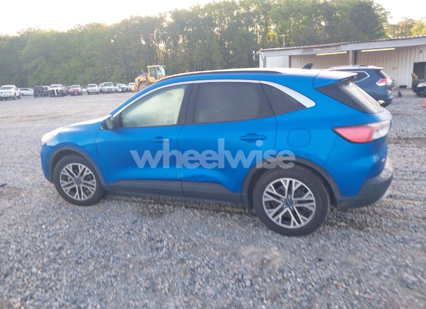 Photo 14 of 2020 Ford Escape SEL (VIN 1FMCU0H63LUA67453)