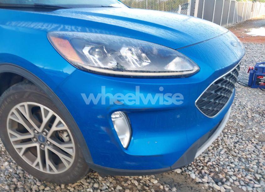 Photo 6 of 2020 Ford Escape SEL (VIN 1FMCU0H63LUA67453)