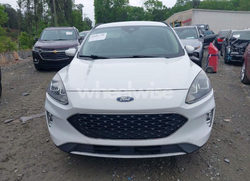 Photo 12 of 2020 Ford Escape SEL (VIN 1FMCU0H63LUA81045)