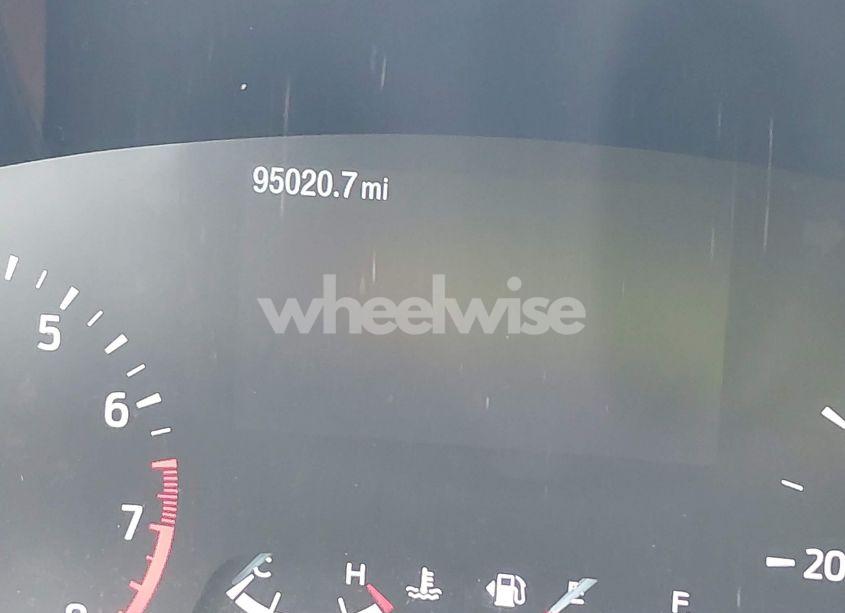 Photo 15 of 2020 Ford Escape SEL (VIN 1FMCU0H63LUA81045)