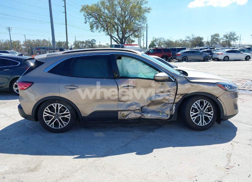 Photo 13 of 2020 Ford Escape SEL (VIN 1FMCU0H63LUC78474)