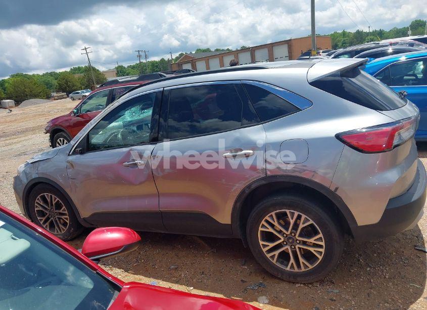 Photo 14 of 2021 Ford Escape SEL (VIN 1FMCU0H63MUA57541)