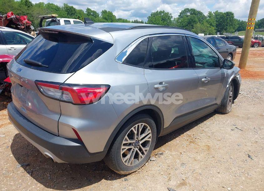 Photo 4 of 2021 Ford Escape SEL (VIN 1FMCU0H63MUA57541)