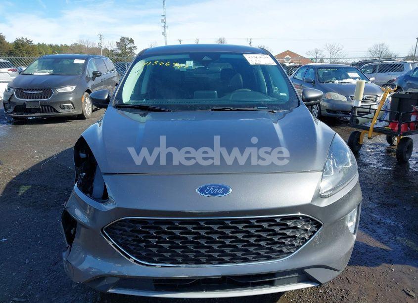 Photo 13 of 2022 Ford Escape SEL (VIN 1FMCU0H63NUA17543)