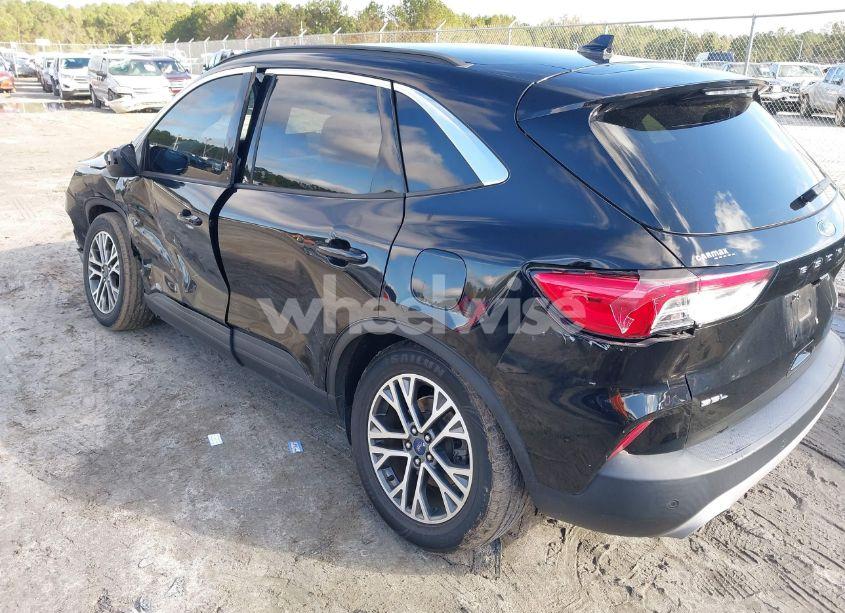 Photo 3 of 2020 Ford Escape SEL (VIN 1FMCU0H64LUB08494)