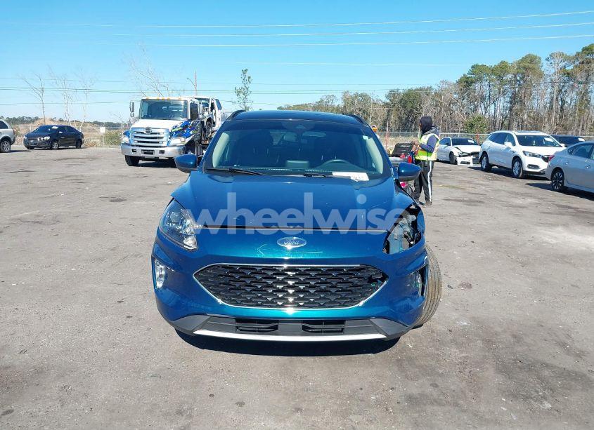 Photo 13 of 2020 Ford Escape SEL (VIN 1FMCU0H64LUB22363)