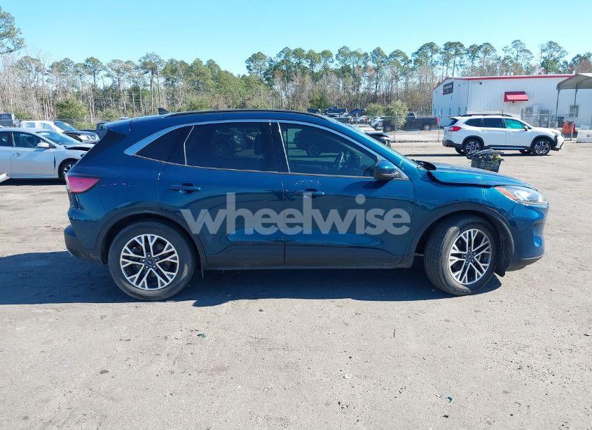 Photo 14 of 2020 Ford Escape SEL (VIN 1FMCU0H64LUB22363)