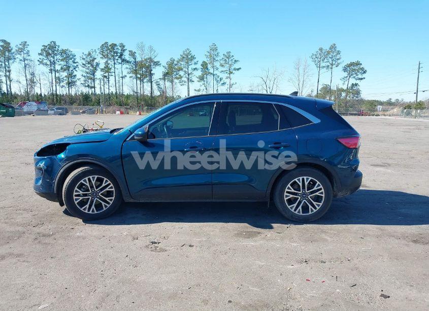 Photo 15 of 2020 Ford Escape SEL (VIN 1FMCU0H64LUB22363)