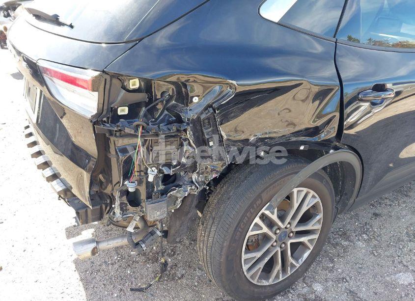 Photo 6 of 2021 Ford Escape SEL (VIN 1FMCU0H64MUB07816)