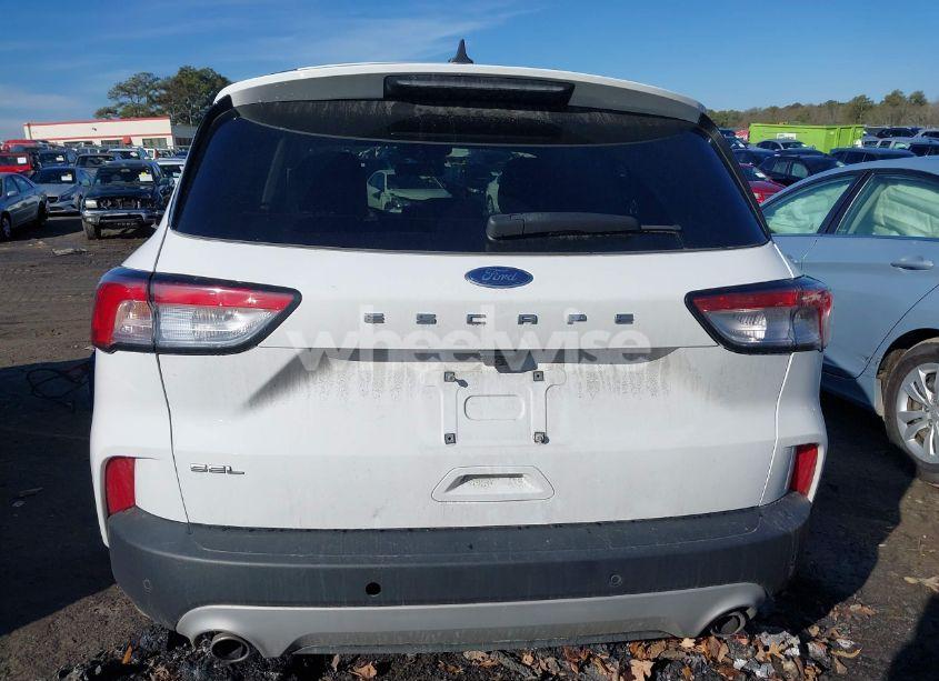 Photo 16 of 2022 Ford Escape SEL (VIN 1FMCU0H64NUA67044)