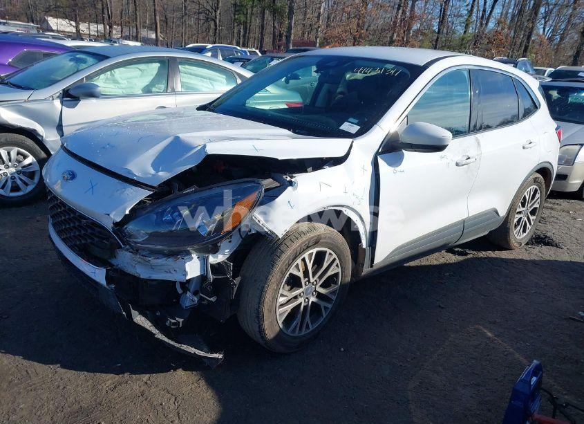 Photo 2 of 2022 Ford Escape SEL (VIN 1FMCU0H64NUA67044)