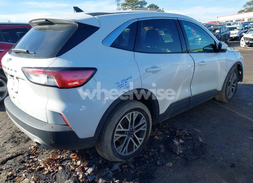 Photo 4 of 2022 Ford Escape SEL (VIN 1FMCU0H64NUA67044)