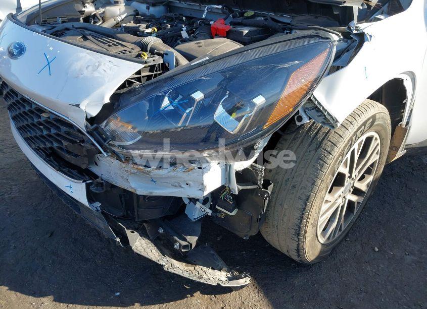 Photo 6 of 2022 Ford Escape SEL (VIN 1FMCU0H64NUA67044)