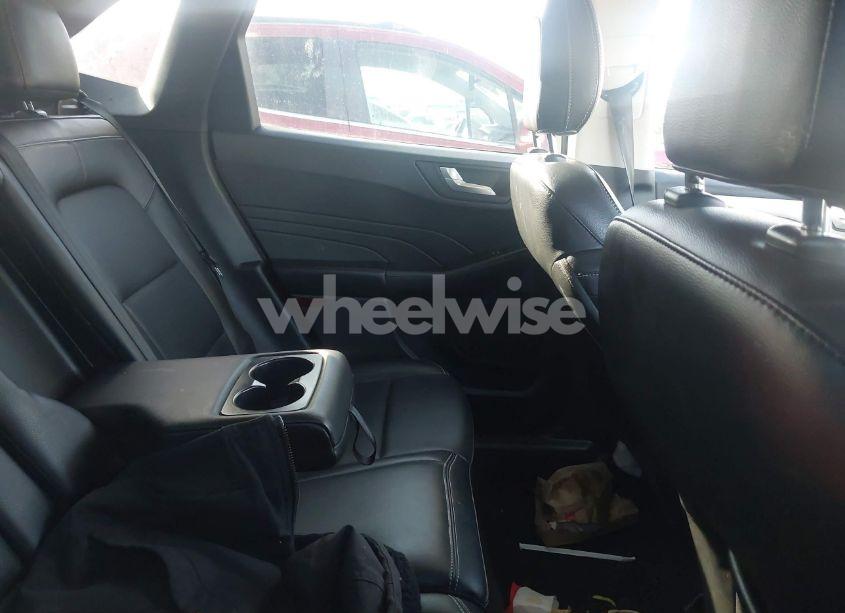 Photo 8 of 2022 Ford Escape SEL (VIN 1FMCU0H64NUA67044)