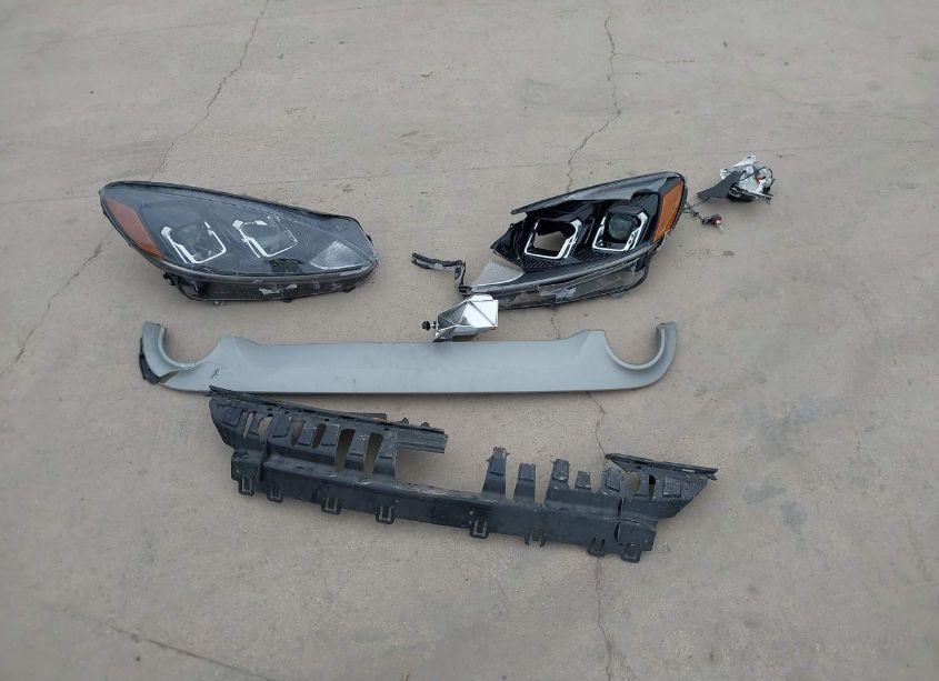 Photo 12 of 2022 Ford Escape SEL (VIN 1FMCU0H64NUA88881)