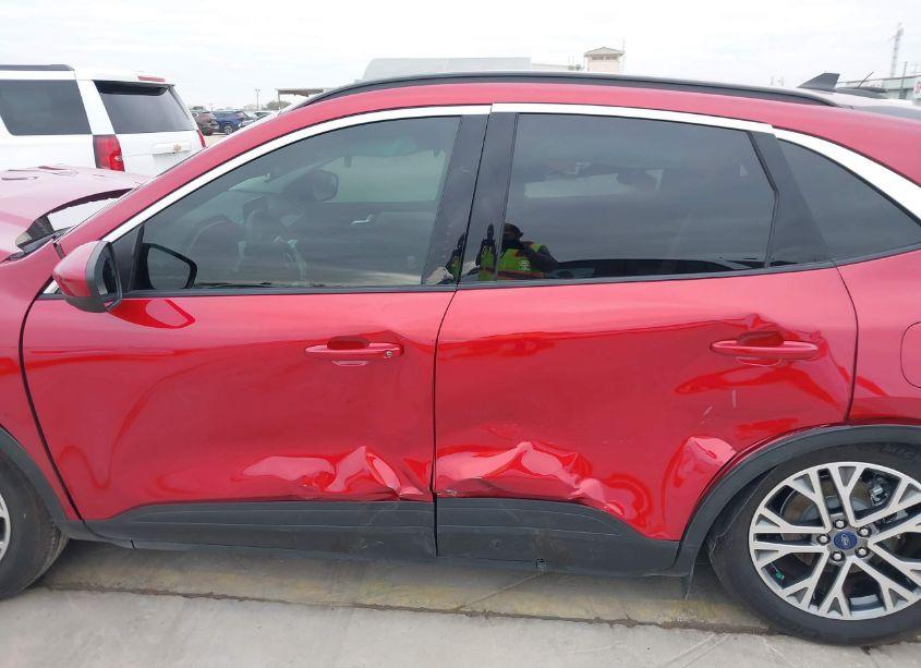 Photo 15 of 2022 Ford Escape SEL (VIN 1FMCU0H64NUA88881)