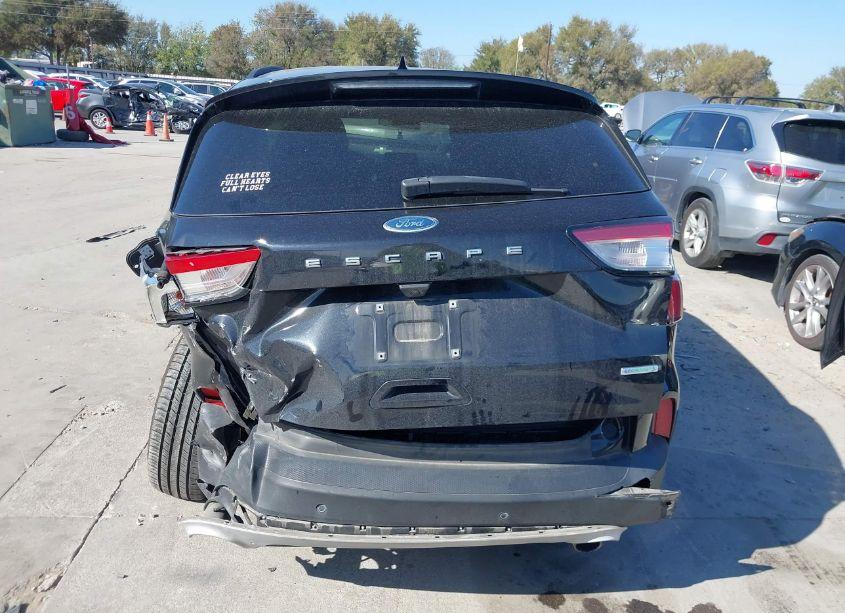 Photo 16 of 2020 Ford Escape SEL (VIN 1FMCU0H65LUA31814)