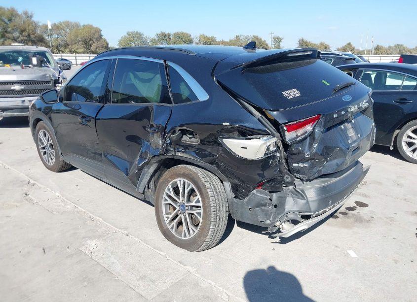 Photo 3 of 2020 Ford Escape SEL (VIN 1FMCU0H65LUA31814)