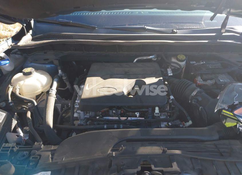 Photo 10 of 2020 Ford Escape SEL (VIN 1FMCU0H65LUB56277)