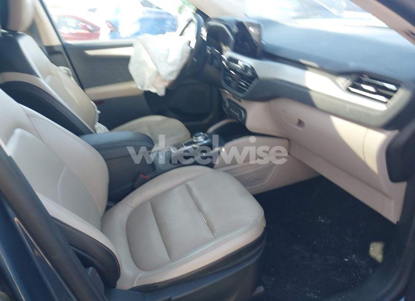 Photo 5 of 2020 Ford Escape SEL (VIN 1FMCU0H65LUB56277)