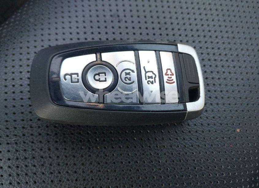 Photo 11 of 2020 Ford Escape SEL (VIN 1FMCU0H65LUC70053)