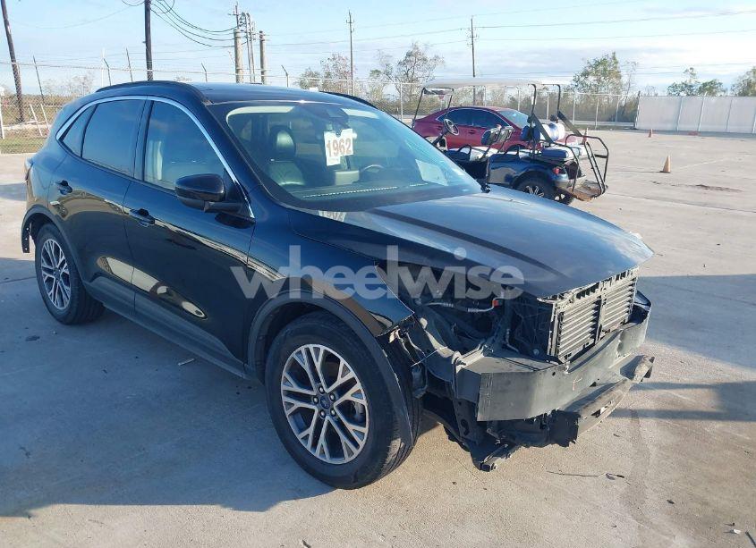 2021 Ford Escape SEL (VIN 1FMCU0H65MUA18773) main photo