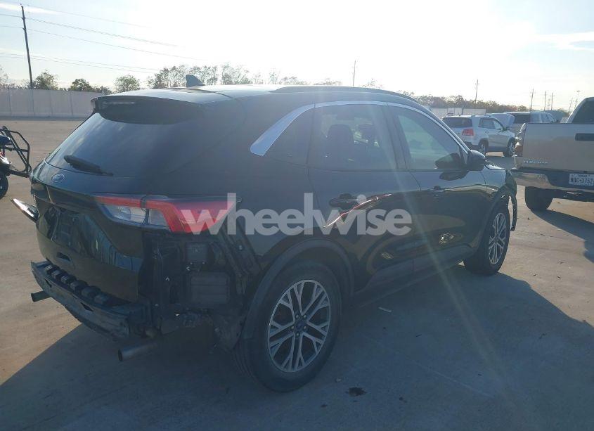 Photo 4 of 2021 Ford Escape SEL (VIN 1FMCU0H65MUA18773)