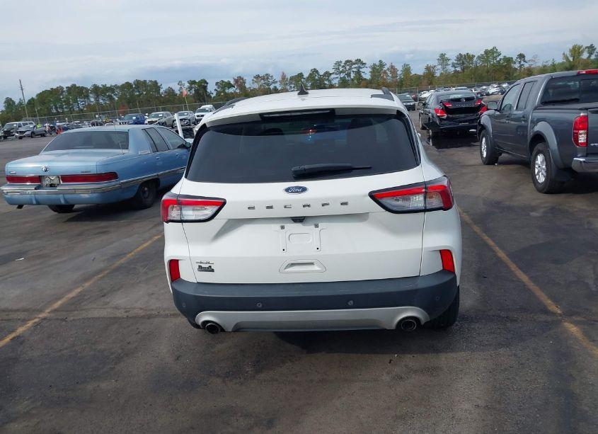 Photo 17 of 2021 Ford Escape SEL (VIN 1FMCU0H65MUA45861)