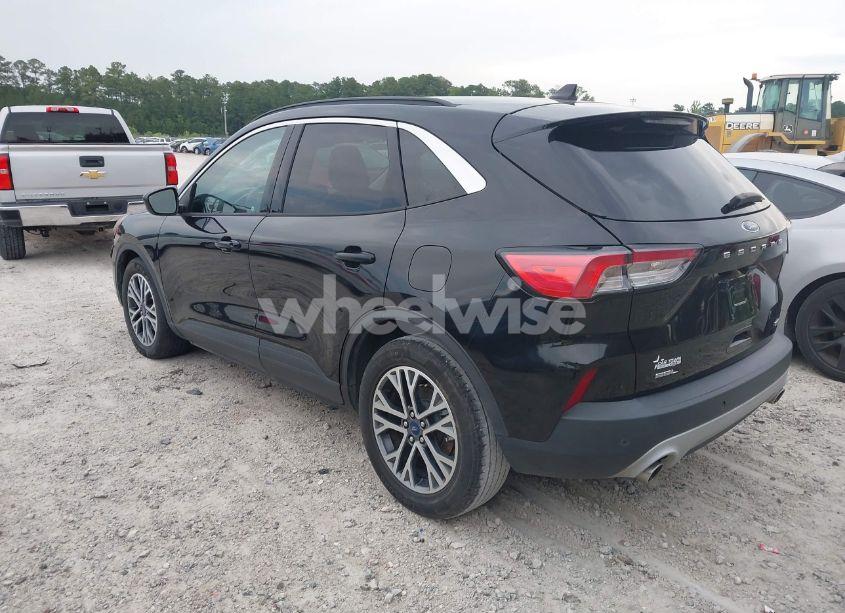 Photo 3 of 2020 Ford Escape SEL (VIN 1FMCU0H66LUB10277)