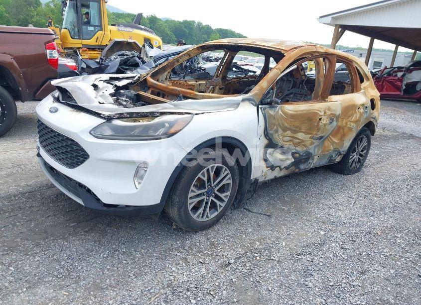 Photo 2 of 2022 Ford Escape SEL (VIN 1FMCU0H66NUA84198)