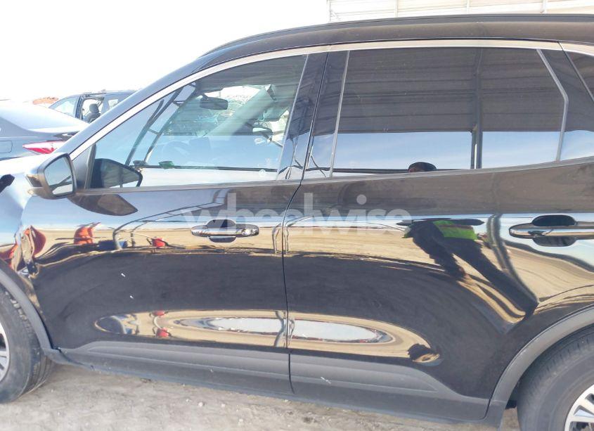 Photo 14 of 2022 Ford Escape SEL (VIN 1FMCU0H67NUA10269)