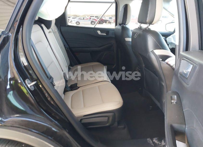Photo 8 of 2022 Ford Escape SEL (VIN 1FMCU0H67NUA10269)