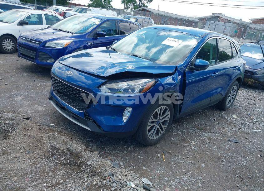 Photo 2 of 2022 Ford Escape SEL (VIN 1FMCU0H67NUB80874)