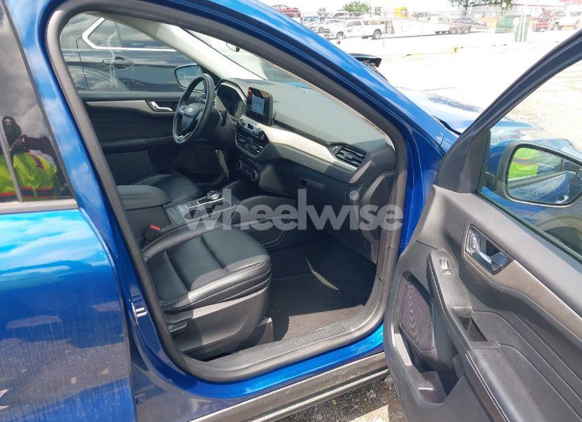 Photo 5 of 2022 Ford Escape SEL (VIN 1FMCU0H67NUB80874)