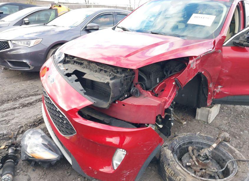 Photo 6 of 2020 Ford Escape SEL (VIN 1FMCU0H68LUB14444)