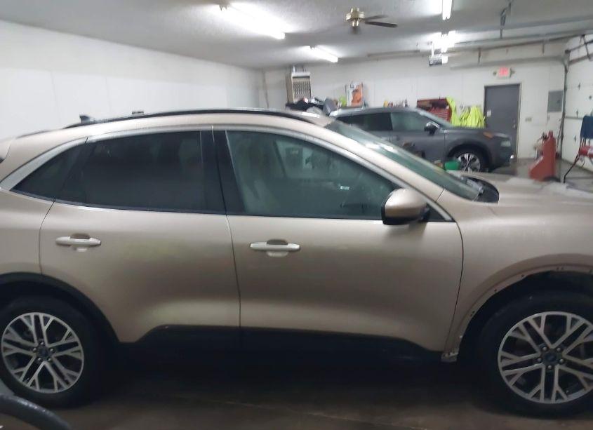 Photo 14 of 2021 Ford Escape SEL (VIN 1FMCU0H68MUA30285)