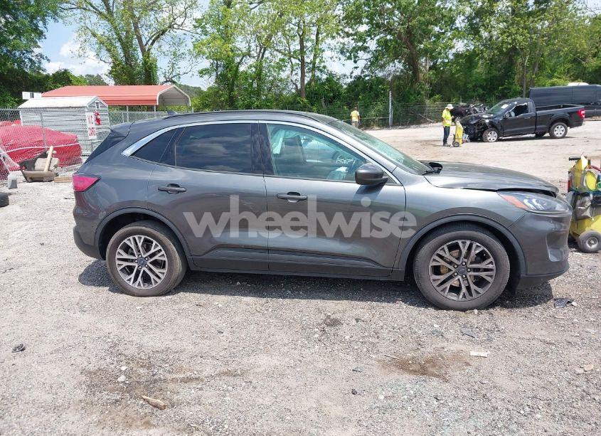 Photo 13 of 2020 Ford Escape SEL (VIN 1FMCU0H69LUB18115)