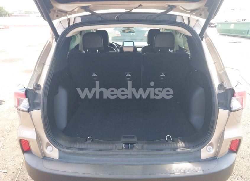 Photo 17 of 2020 Ford Escape SEL (VIN 1FMCU0H69LUB23895)