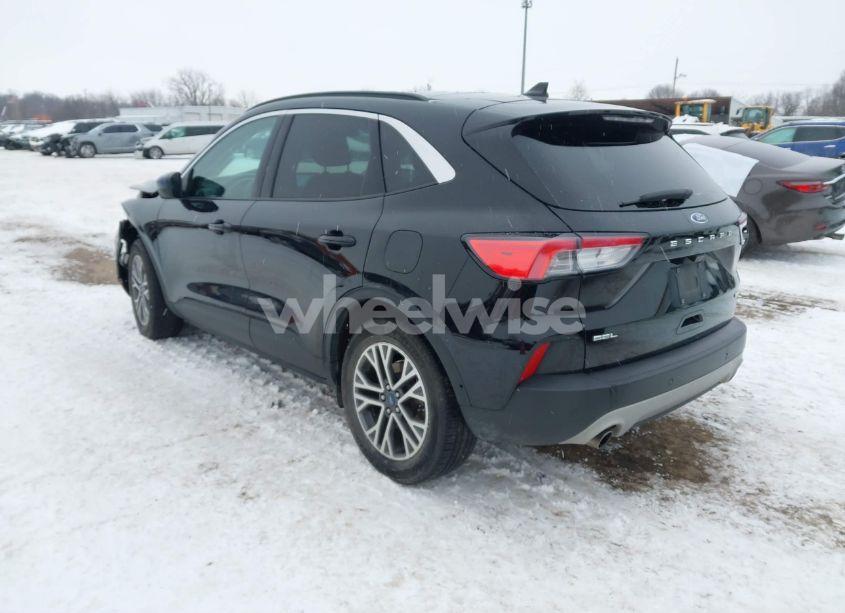 Photo 3 of 2020 Ford Escape SEL (VIN 1FMCU0H69LUC24046)