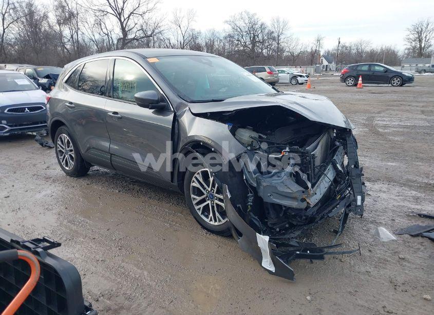 2022 Ford Escape SEL (VIN 1FMCU0H69NUA31642) main photo