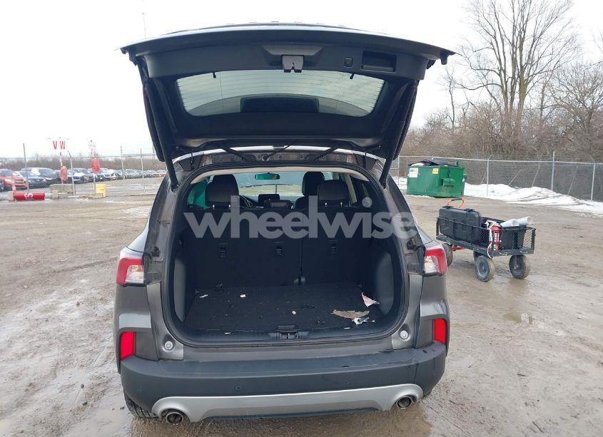 Photo 17 of 2022 Ford Escape SEL (VIN 1FMCU0H69NUA31642)