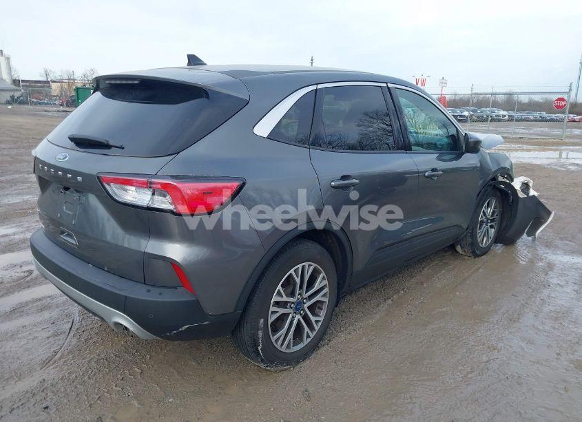 Photo 4 of 2022 Ford Escape SEL (VIN 1FMCU0H69NUA31642)