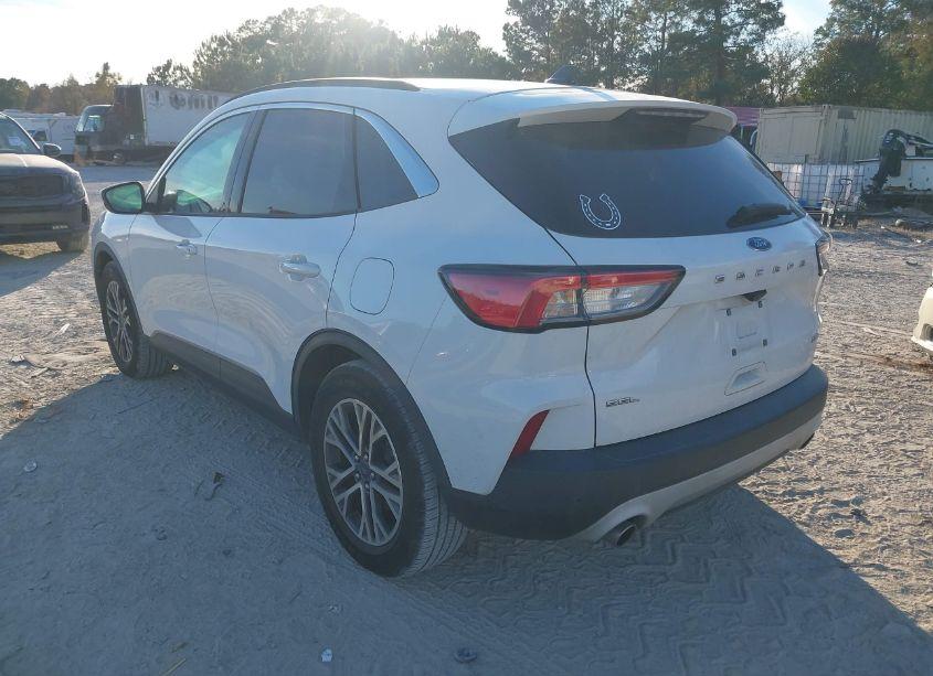 Photo 3 of 2020 Ford Escape SEL (VIN 1FMCU0H6XLUA22932)