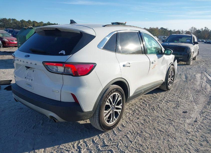 Photo 4 of 2020 Ford Escape SEL (VIN 1FMCU0H6XLUA22932)