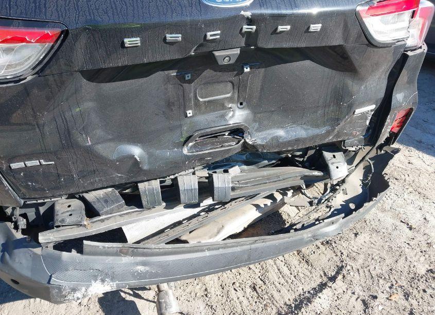 Photo 6 of 2020 Ford Escape SEL (VIN 1FMCU0H6XLUB10430)