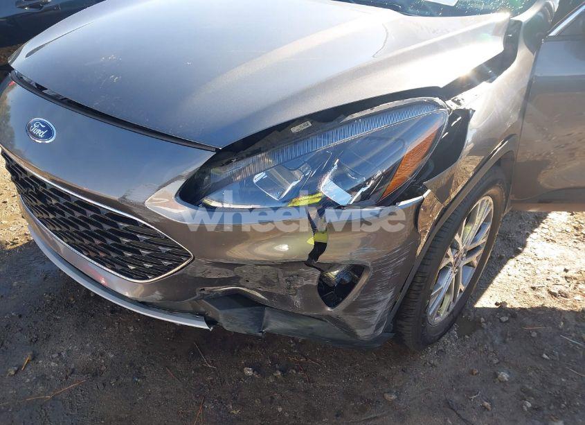 Photo 17 of 2022 Ford Escape SEL (VIN 1FMCU0H6XNUB89441)