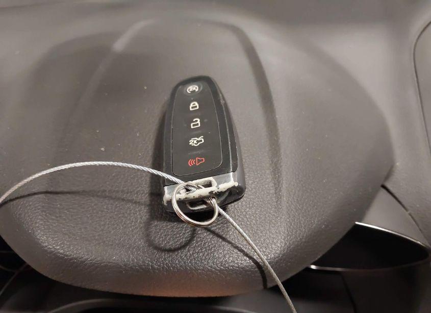 Photo 11 of 2013 Ford Escape SEL (VIN 1FMCU0H90DUC03047)