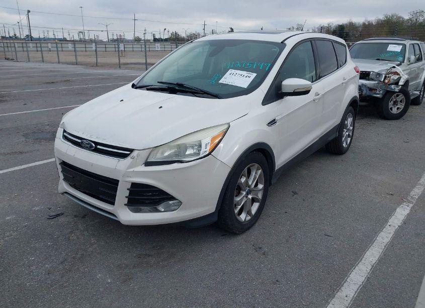 Photo 2 of 2013 Ford Escape SEL (VIN 1FMCU0H92DUA10818)
