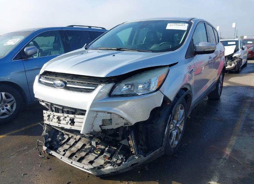 Photo 2 of 2013 Ford Escape SEL (VIN 1FMCU0H92DUA18255)