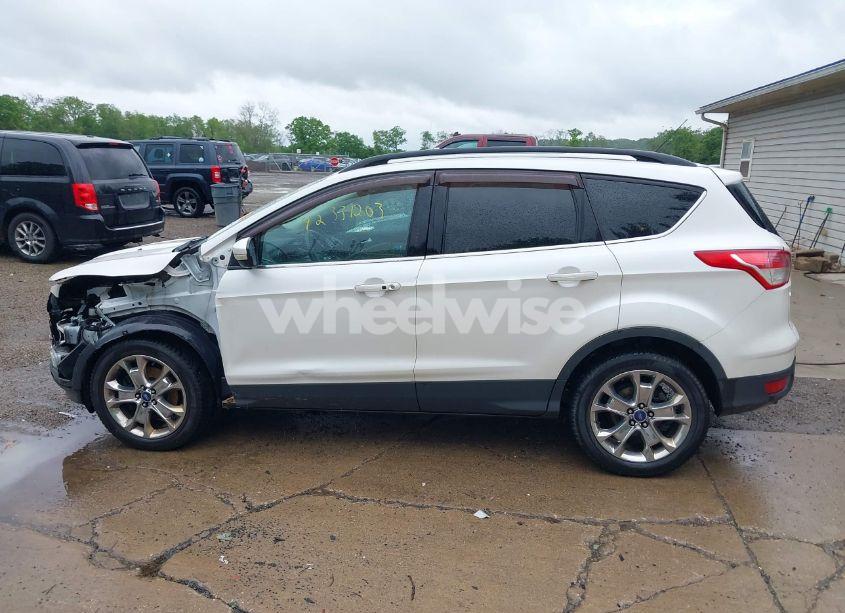 Photo 14 of 2013 Ford Escape SEL (VIN 1FMCU0H92DUA70999)